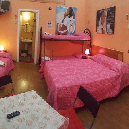 רומא Magic Place Guest House מראה חיצוני תמונה