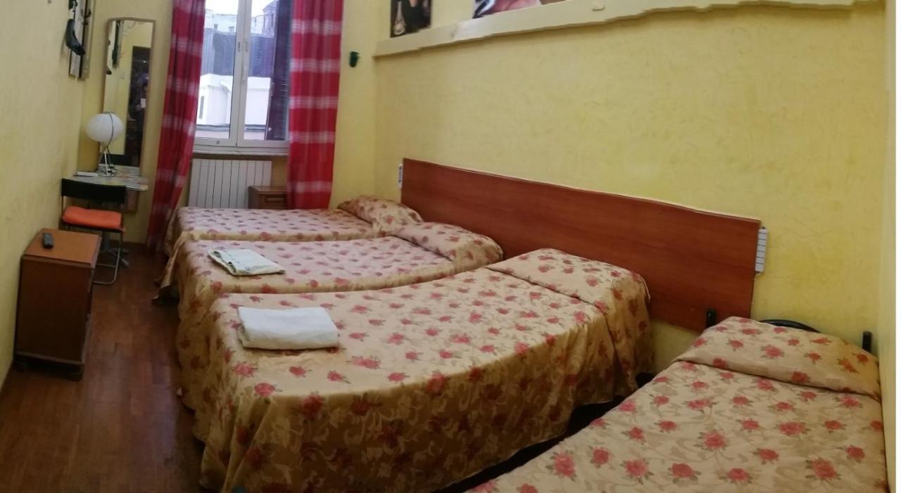 רומא Magic Place Guest House מראה חיצוני תמונה