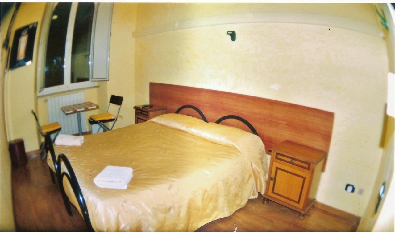 רומא Magic Place Guest House מראה חיצוני תמונה