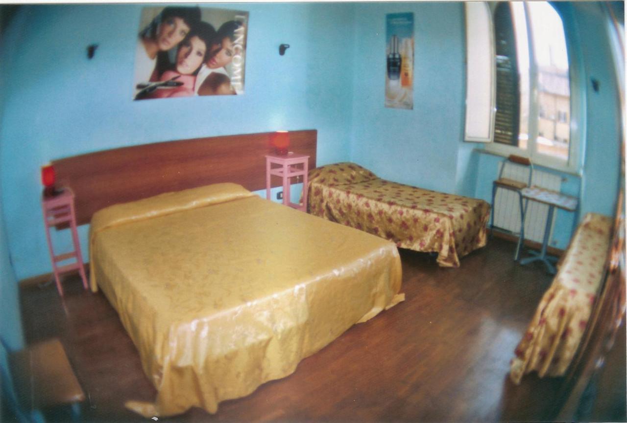 רומא Magic Place Guest House מראה חיצוני תמונה