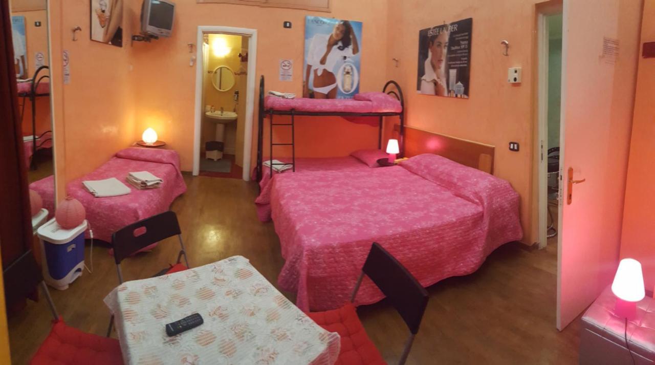 רומא Magic Place Guest House מראה חיצוני תמונה